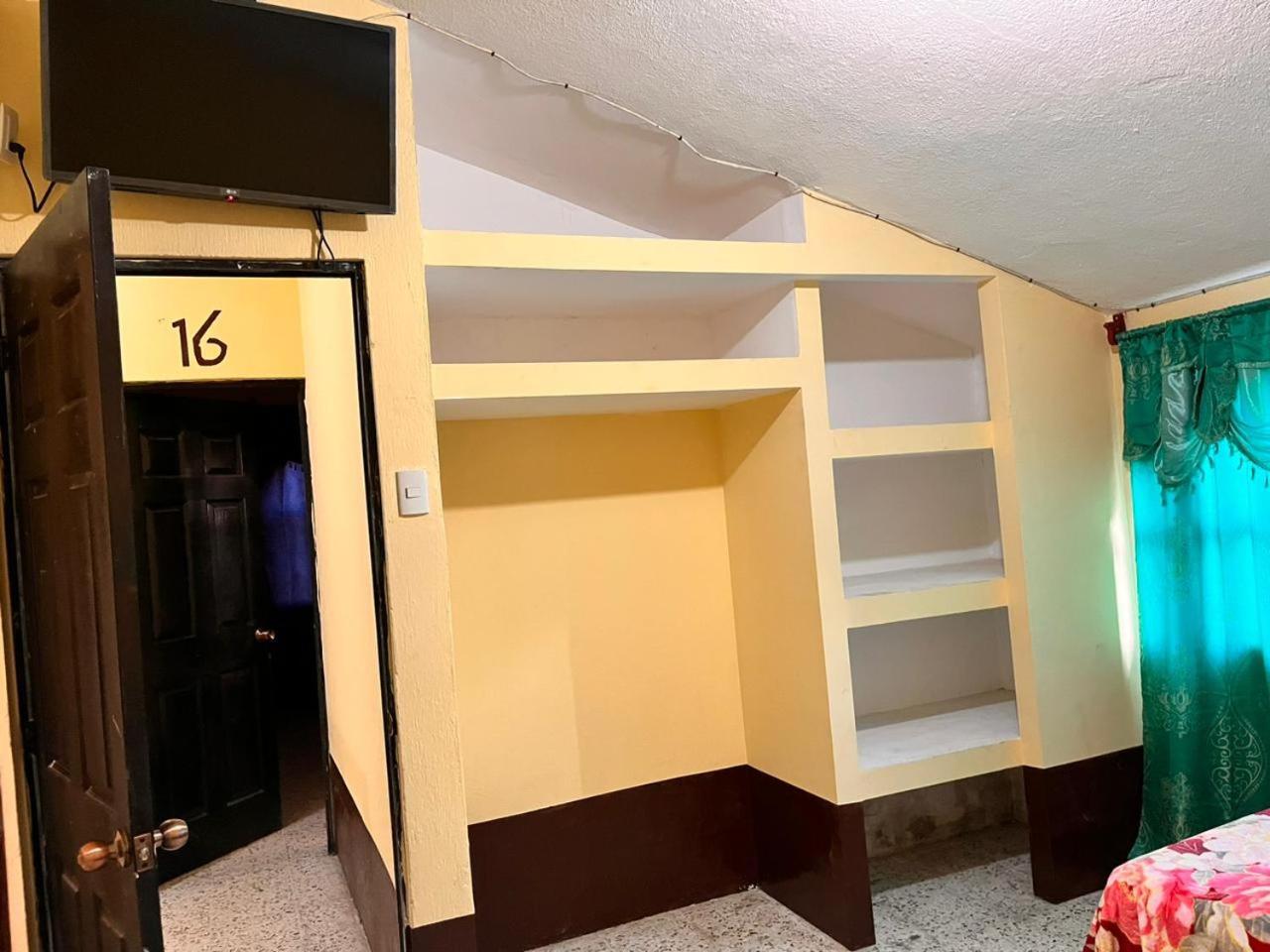 Hotel Canaan La Aurora Guatemala City ภายนอก รูปภาพ